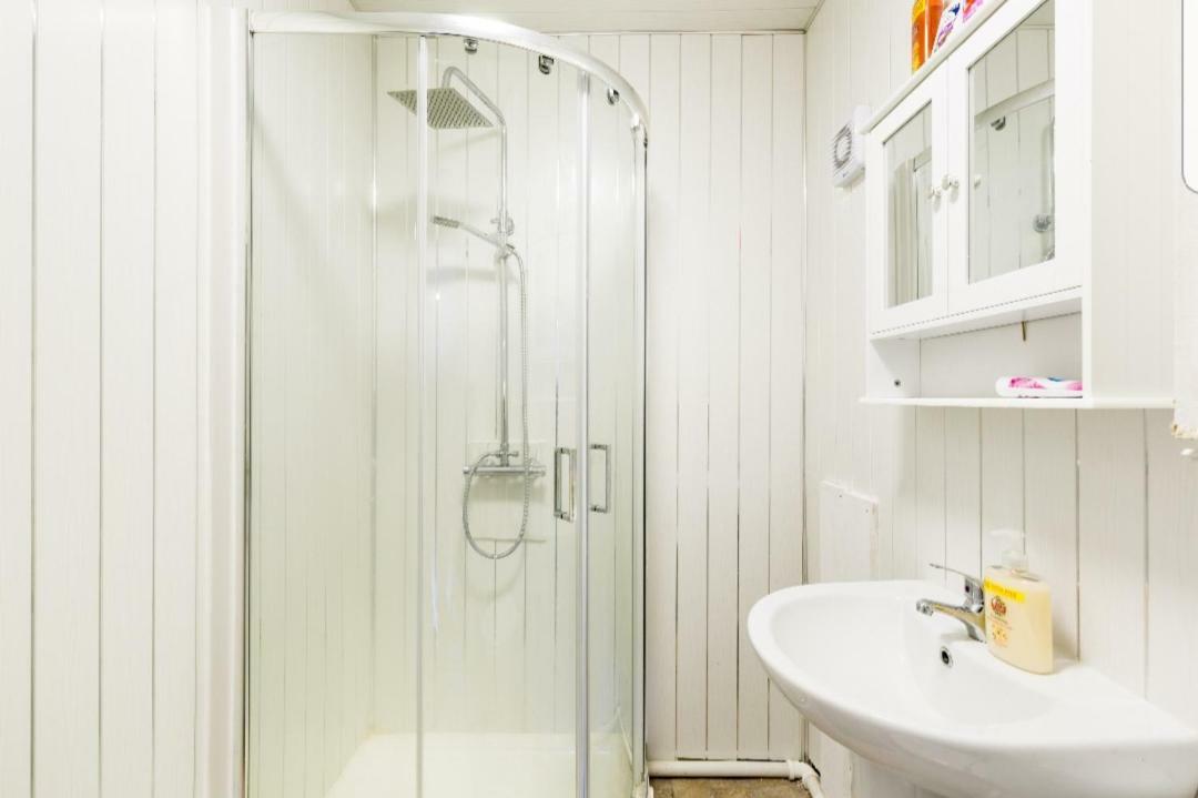 Monyhull Homestay - Near City Centre Kingsheath Nia Nec Bhx Бірмінгем Екстер'єр фото