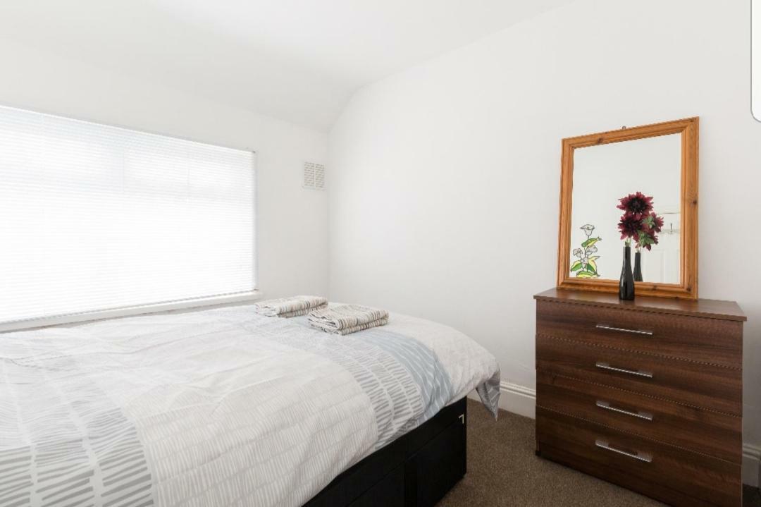 Monyhull Homestay - Near City Centre Kingsheath Nia Nec Bhx Бірмінгем Екстер'єр фото
